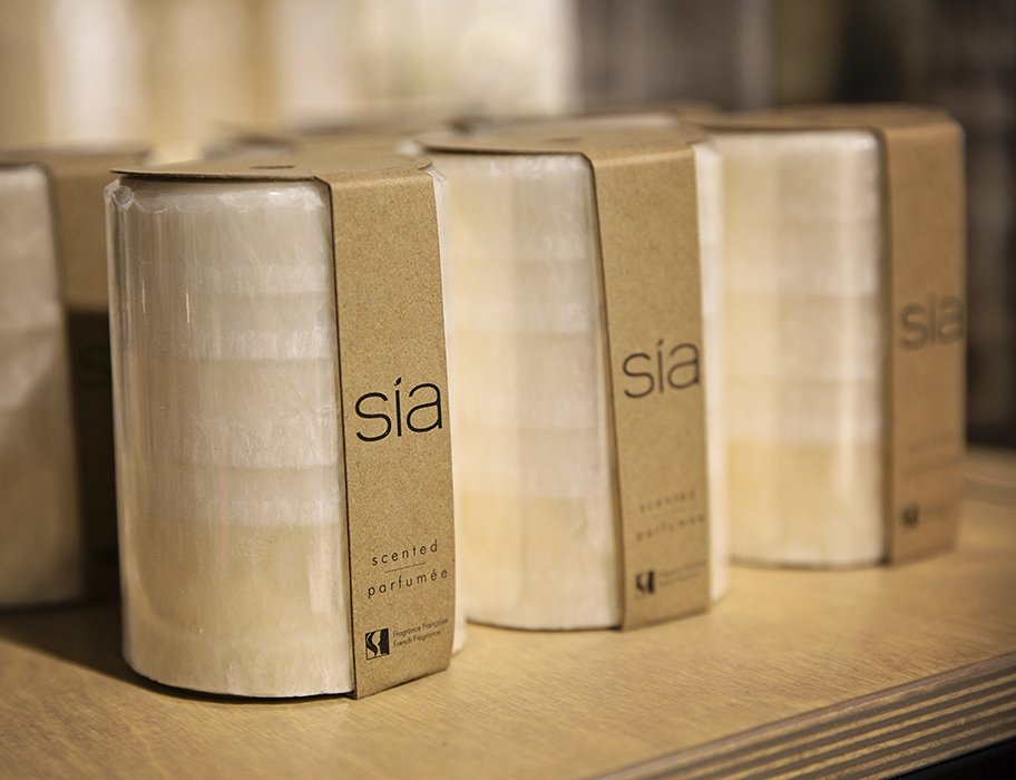 Stylish SIA artificial flowers now in Dubai