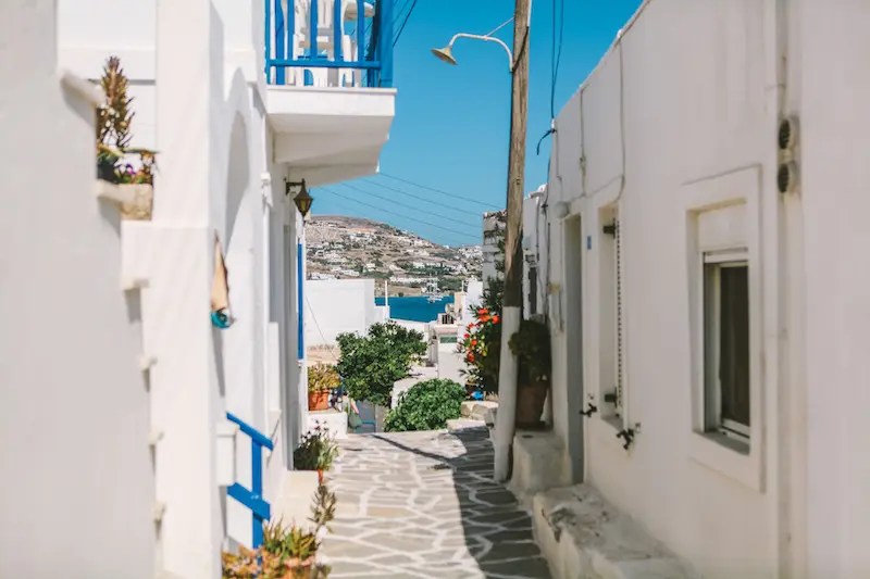 CAR RENTAL IN PAROS GREECE [FULL GUIDE & BEST RATES]