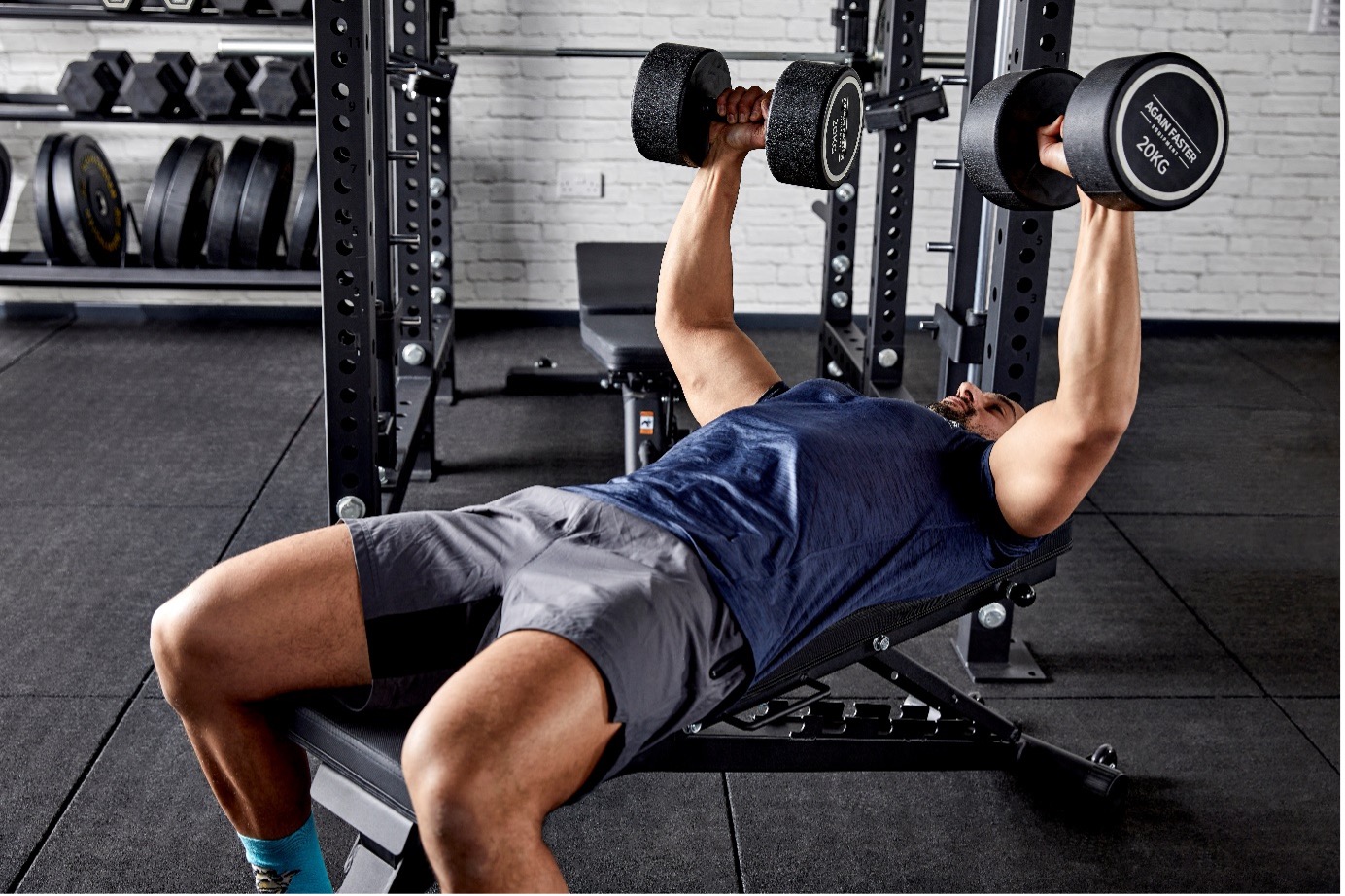 Dumbbell Exercises Vs Barbell Lifting Again Faster