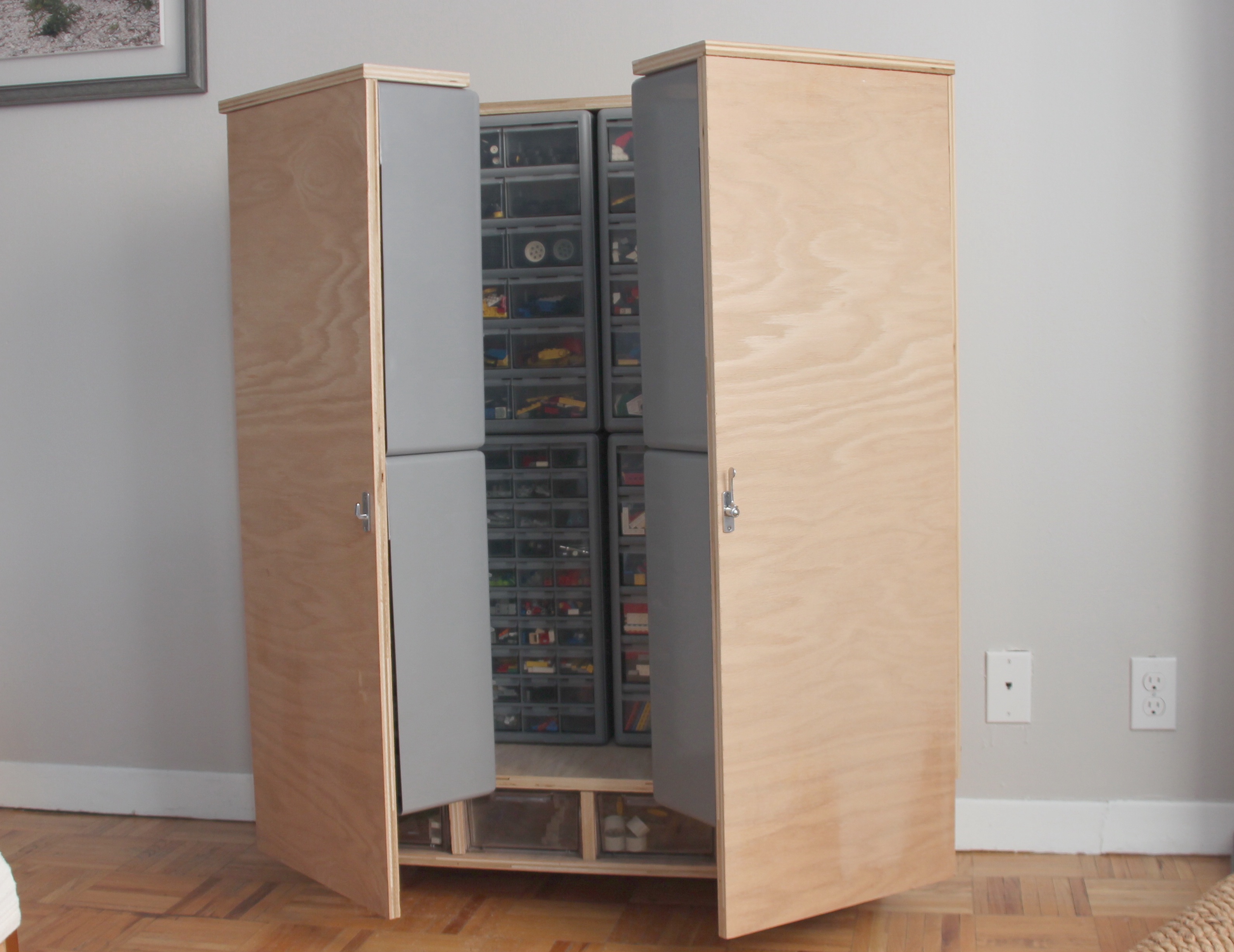 Anton Galkin Lego Storage Chest
