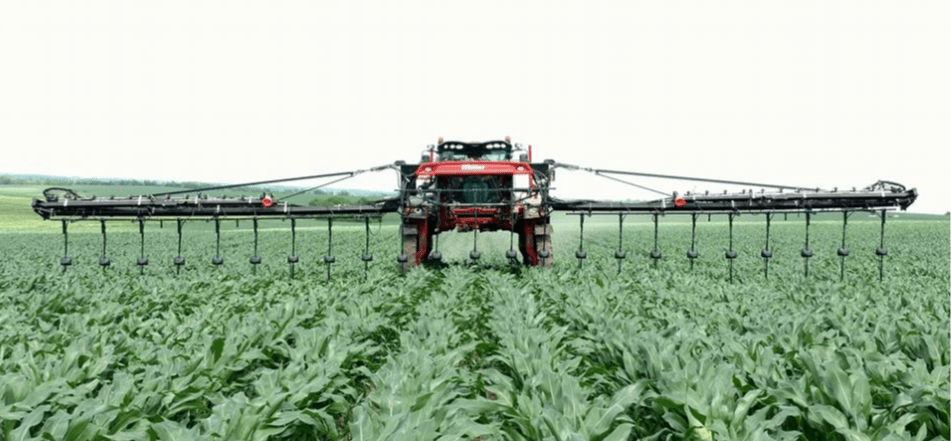 Sidedressing Corn WS Ag Center