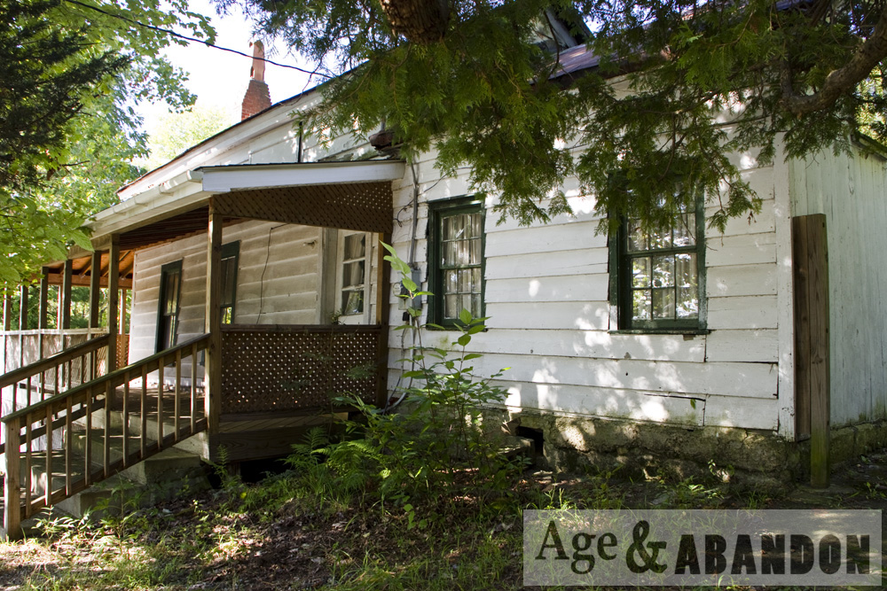 Kimlin House, 141 Cedar Avenue, Poughkeepsie, NY Age & Abandon