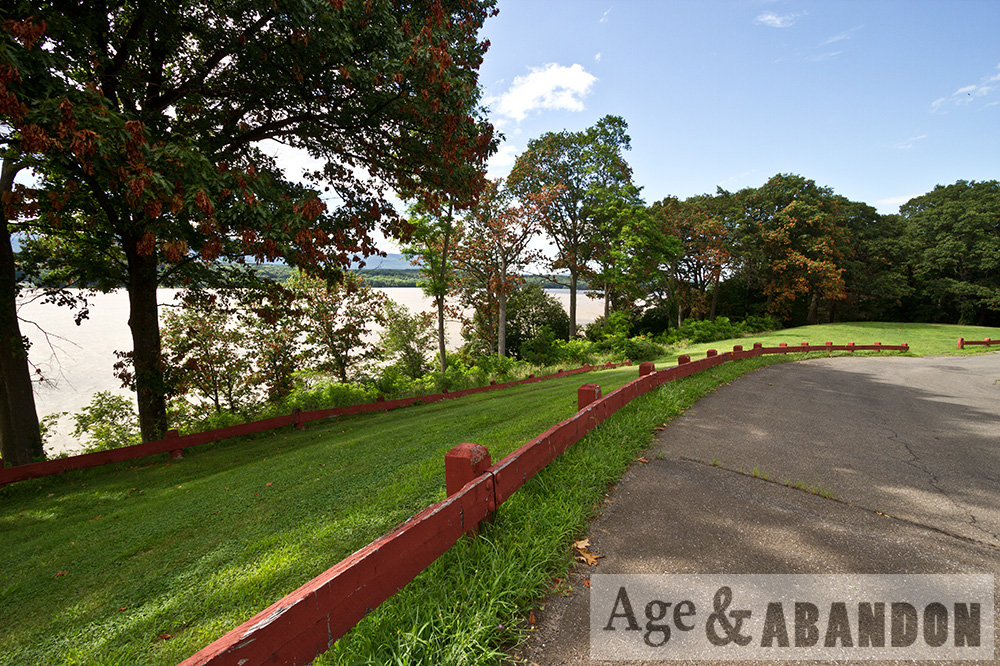 Carmelite Sisters, Germantown, NY Age & Abandon