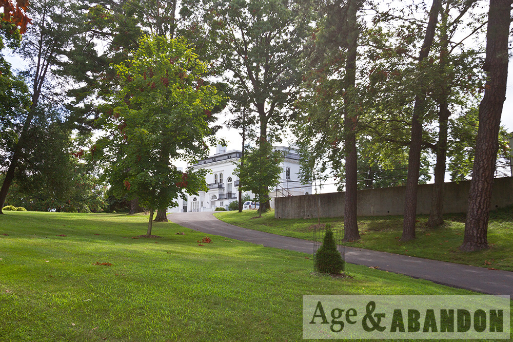 Carmelite Sisters, Germantown, NY Age & Abandon
