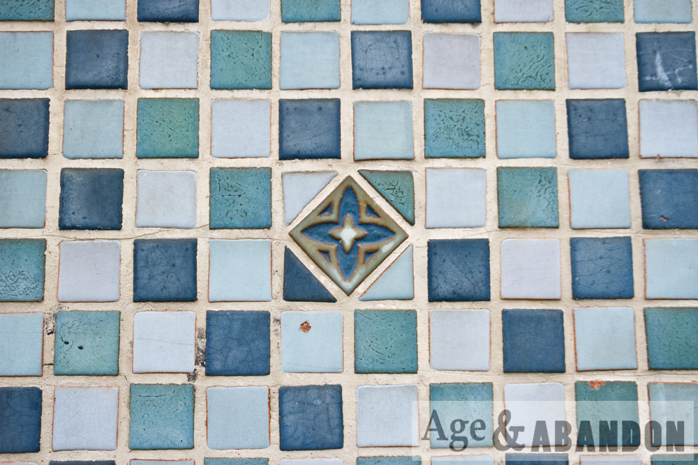 Yonkers Public Bath 3, Yonkers, NY Age & Abandon