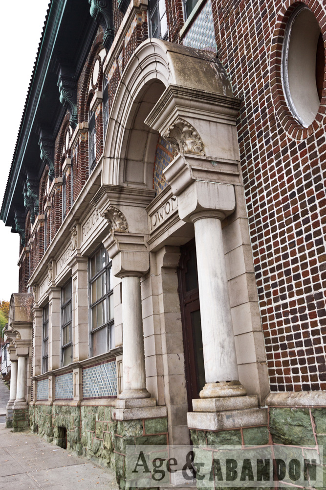 Yonkers Public Bath 3, Yonkers, NY Age & Abandon