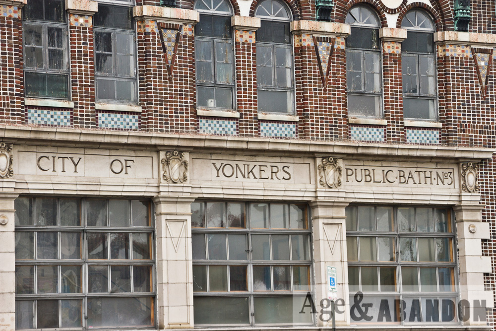 Yonkers Public Bath 3, Yonkers, NY Age & Abandon