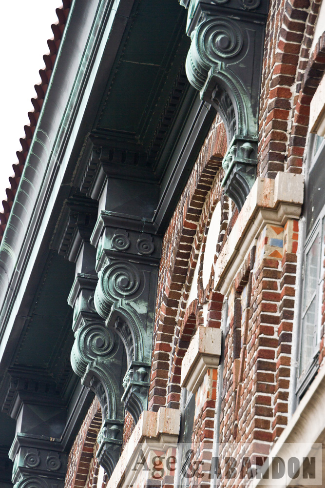 Yonkers Public Bath 3, Yonkers, NY Age & Abandon