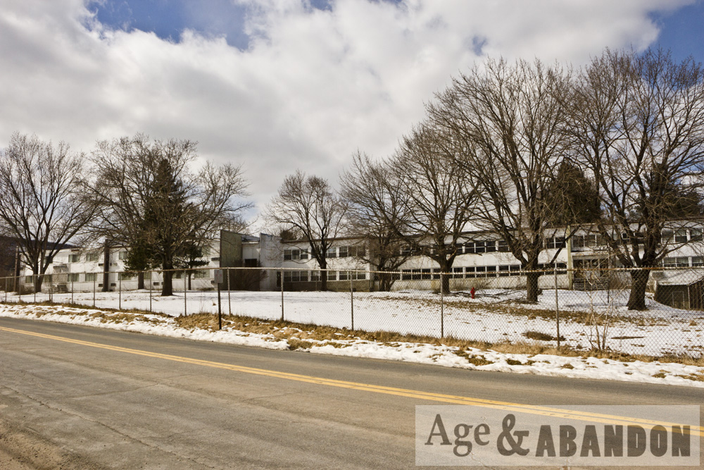 Homowack Lodge, Spring Glen, NY Age & Abandon