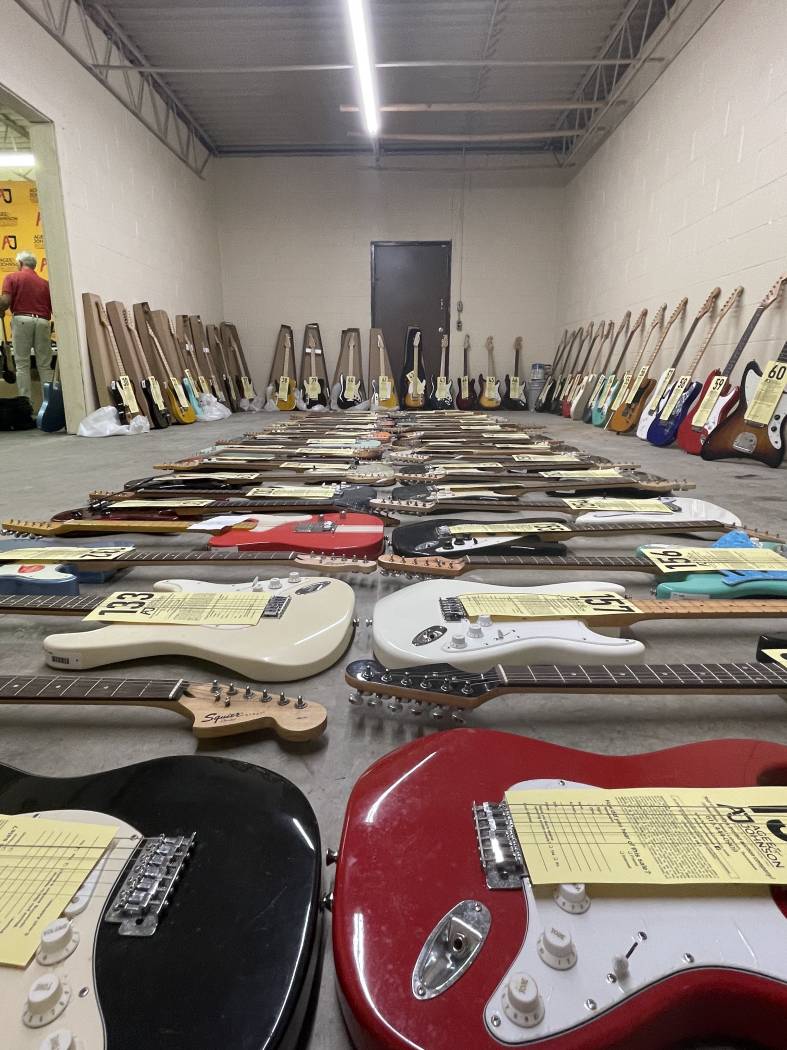 Agee & Johnson » Online Guitar Auction