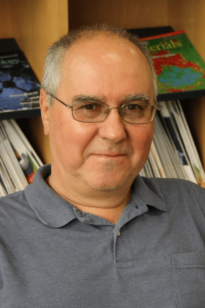 Polémica nuclear Alfredo Caro cuestiona la tecnología CANDU para las