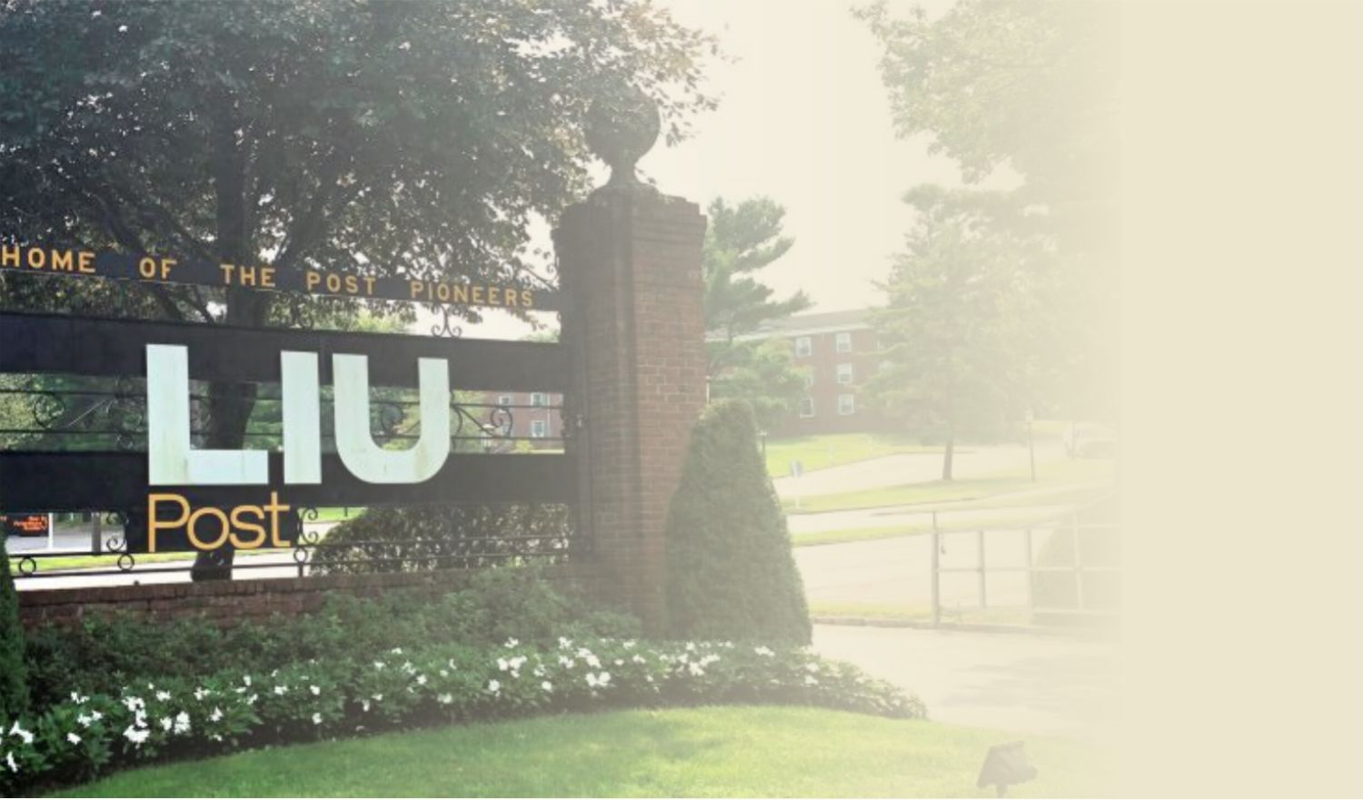 Long Island University, Post Agentes Universitarios