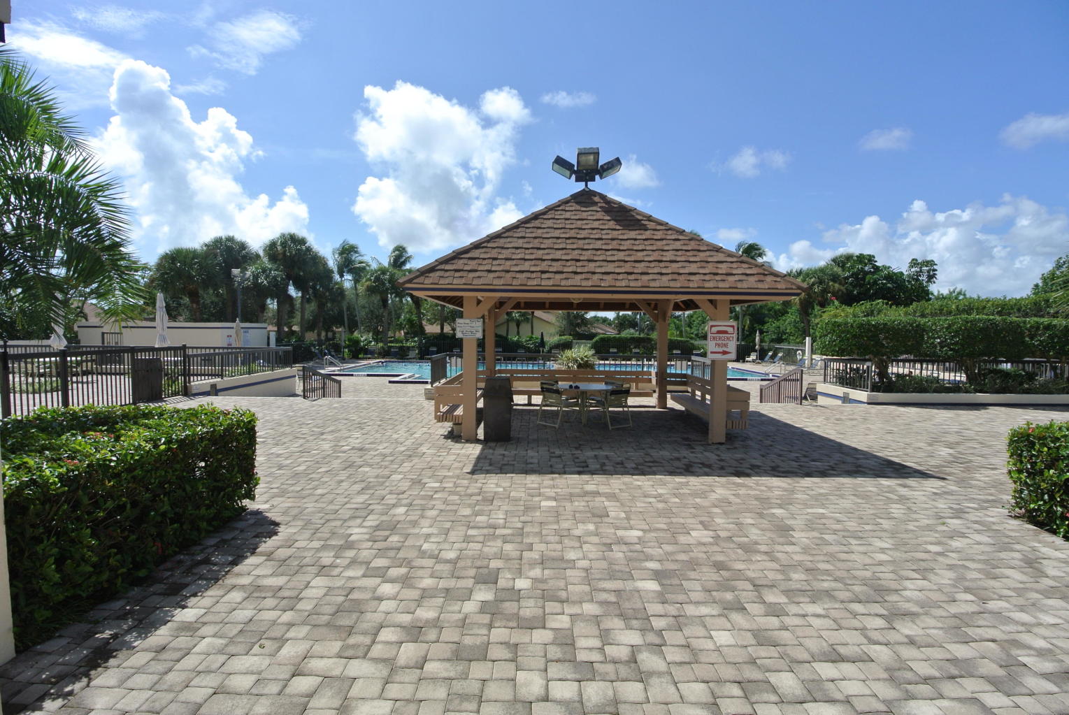 Lease 1750/mo 2 Bedroom Townhouse in The Bluffs, Jupiter, FL Agent