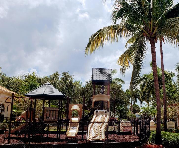 For Lease 1700/mo 3 Bedroom Condo in Fiore, Palm Beach Gardens, FL