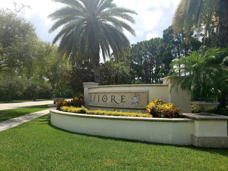For Lease 1700/mo 3 Bedroom Condo in Fiore, Palm Beach Gardens, FL