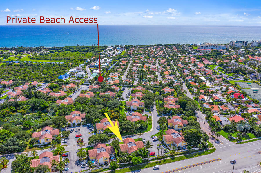 For Lease in Seabrook Place, 2 Bedroom Steps From the Ocean Jupiter