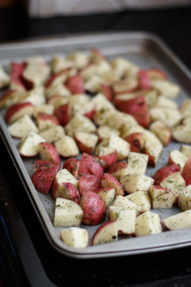 Roasted Red Potatoes with Dill and Cheddar