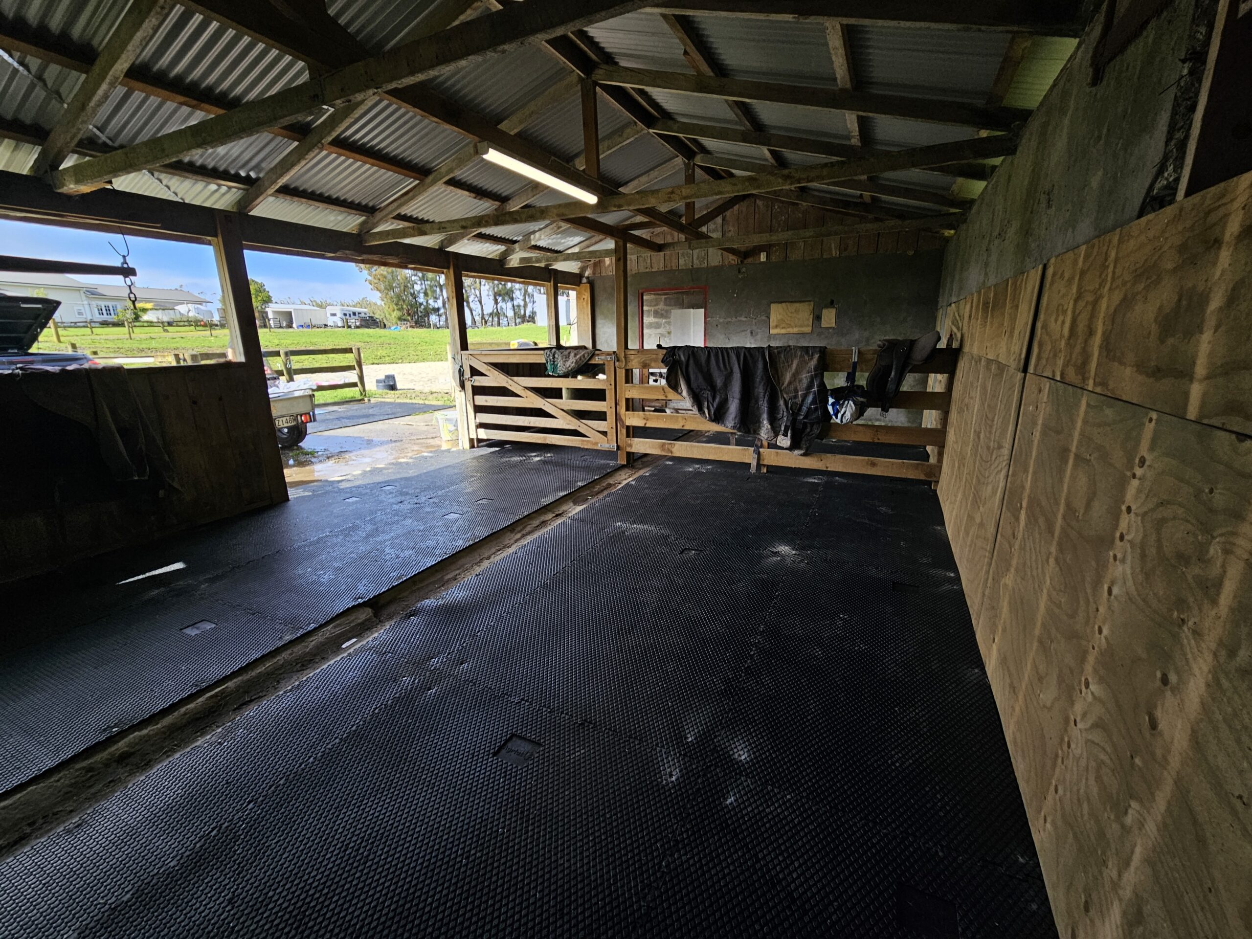 Horse Stable Mats Durable equine matting AgMat