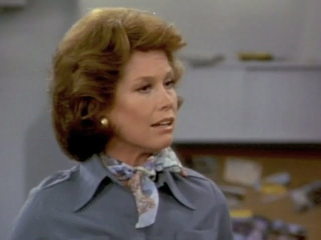 Mary Tyler Moore Plans Chuckles' Funeral A Good Goodbye