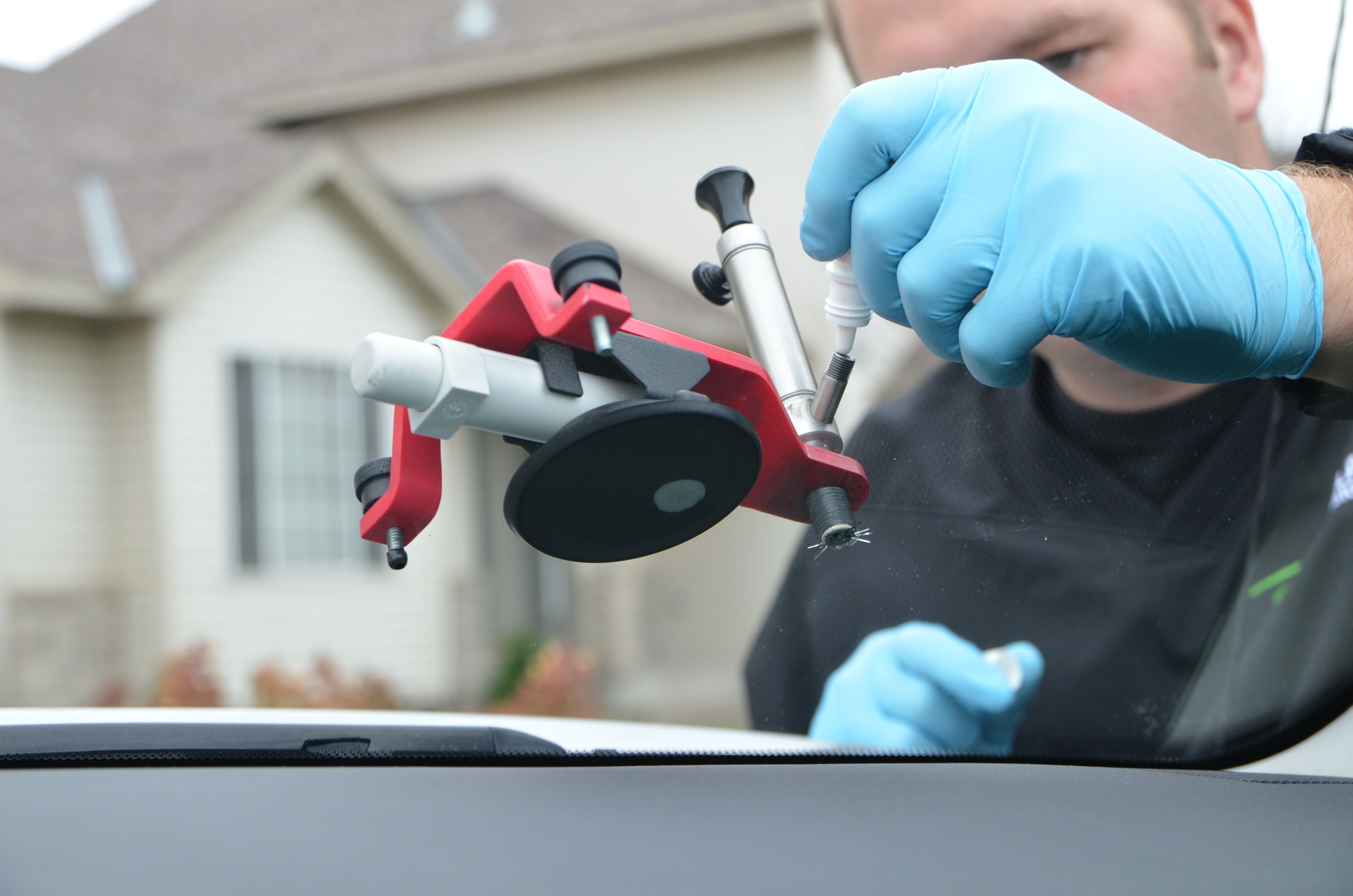 Five Facts about Professional Auto Glass Replacement and Repair Auto