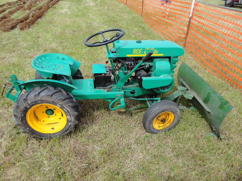 Bolens 231 RideAMatic Specs, Engine, Transmission, Dimensions