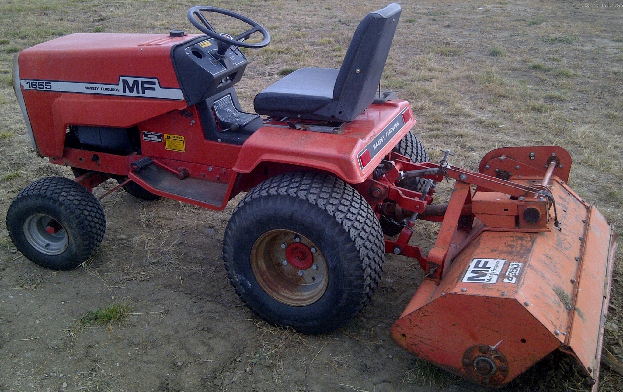 Massey Ferguson 1655: Specs, Engine, Transmission, Dimensions