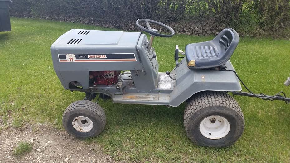 Craftsman 131.9689: Specs, Engine, Transmission, Dimensions