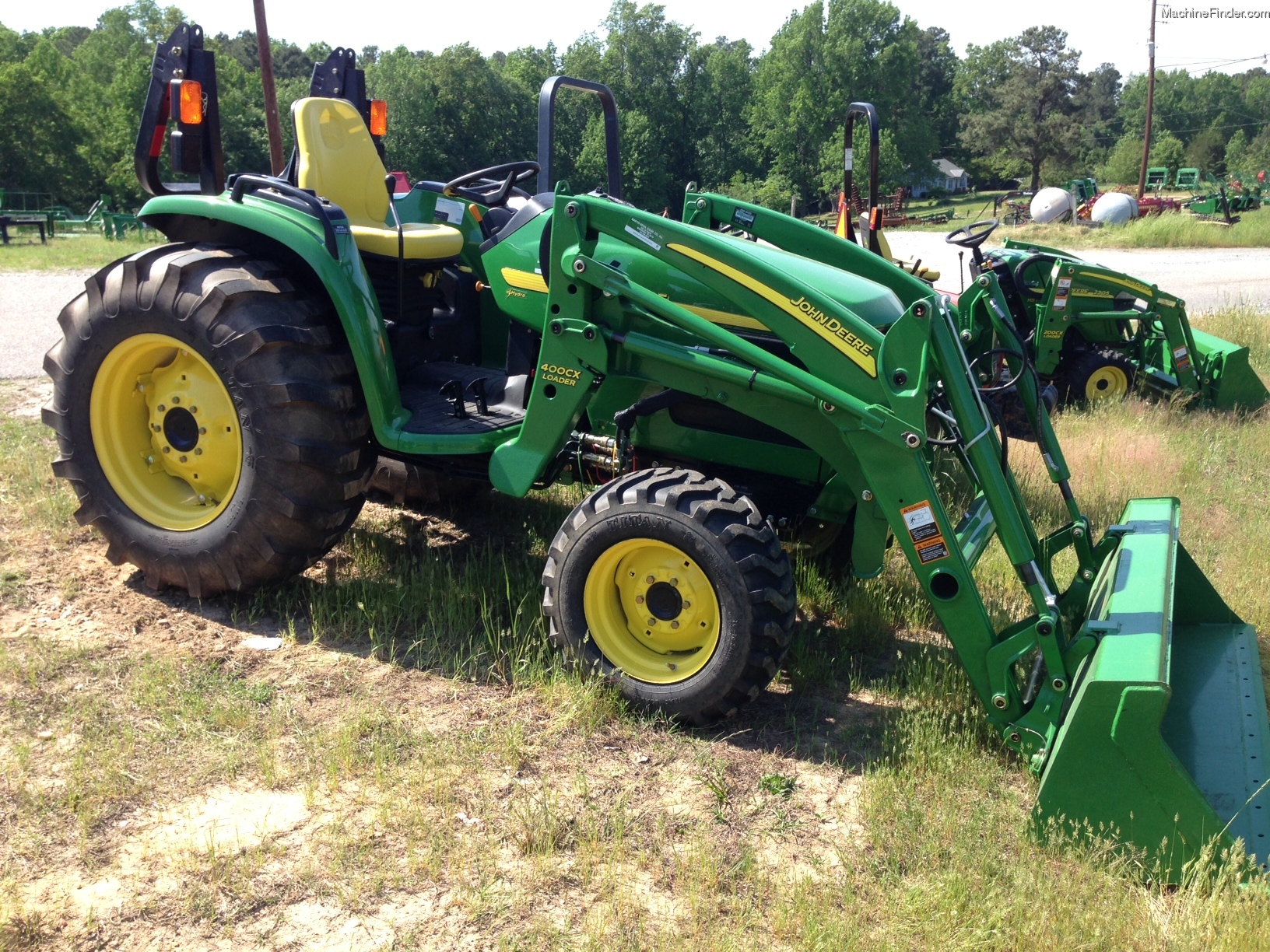 John Deere 4710 Specs, Engine, Transmission, Dimensions