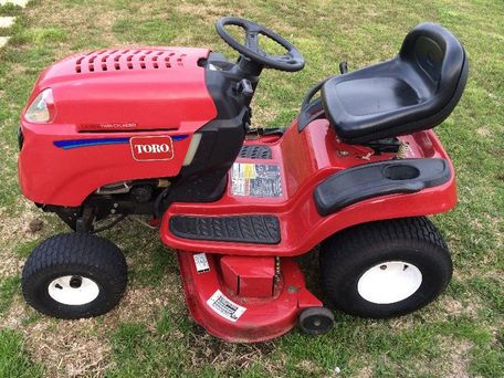 Toro LX466: Specs, Engine, Transmission, Dimensions