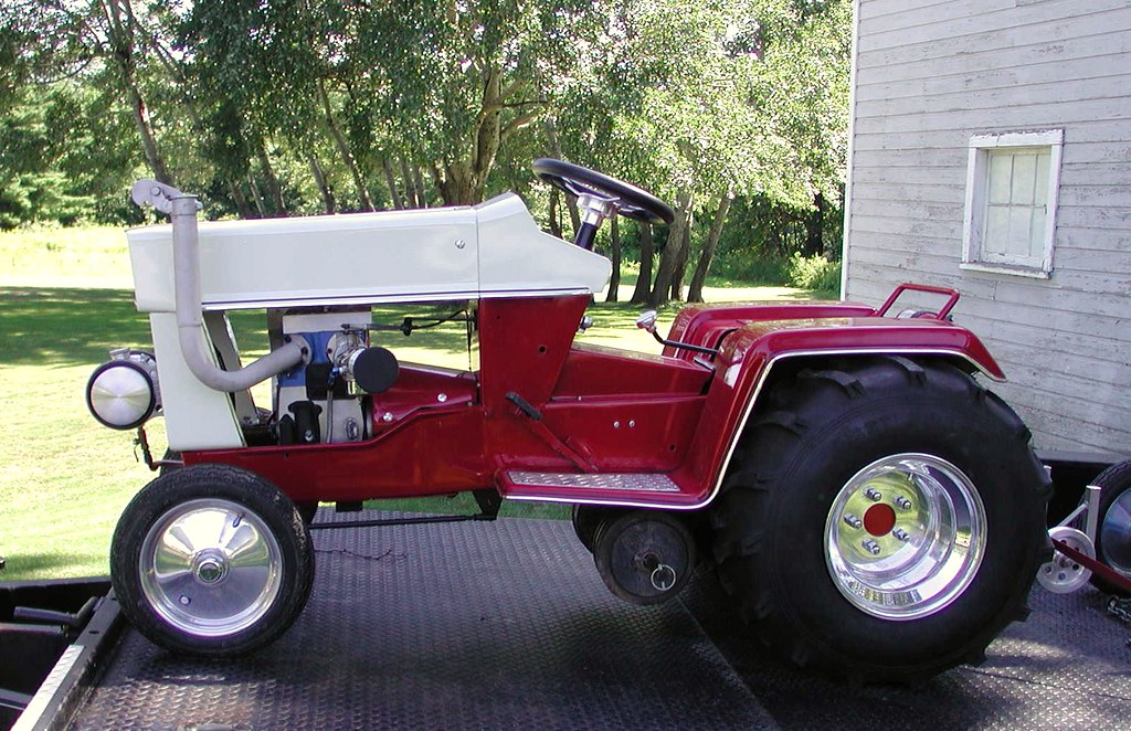 Cub Cadet 128: Specs, Engine, Transmission, Dimensions