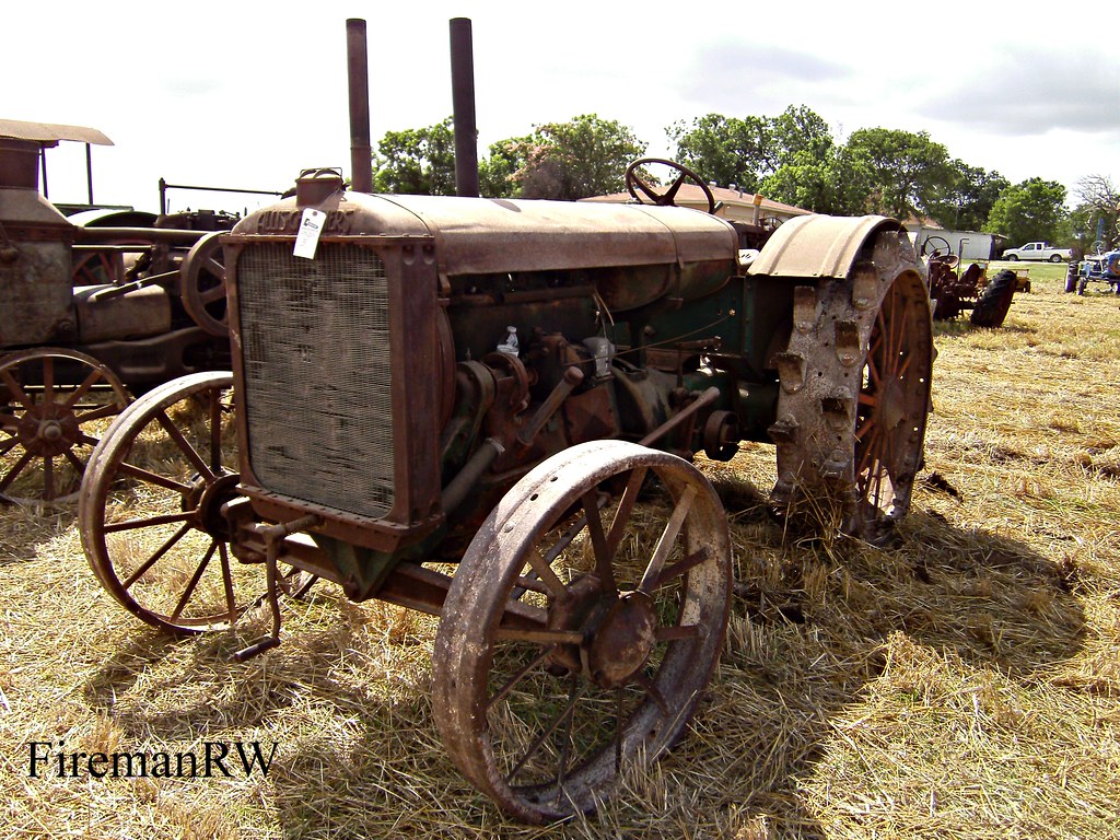 Allis Chalmers 2035 Specs, Engine, Transmission, Dimensions