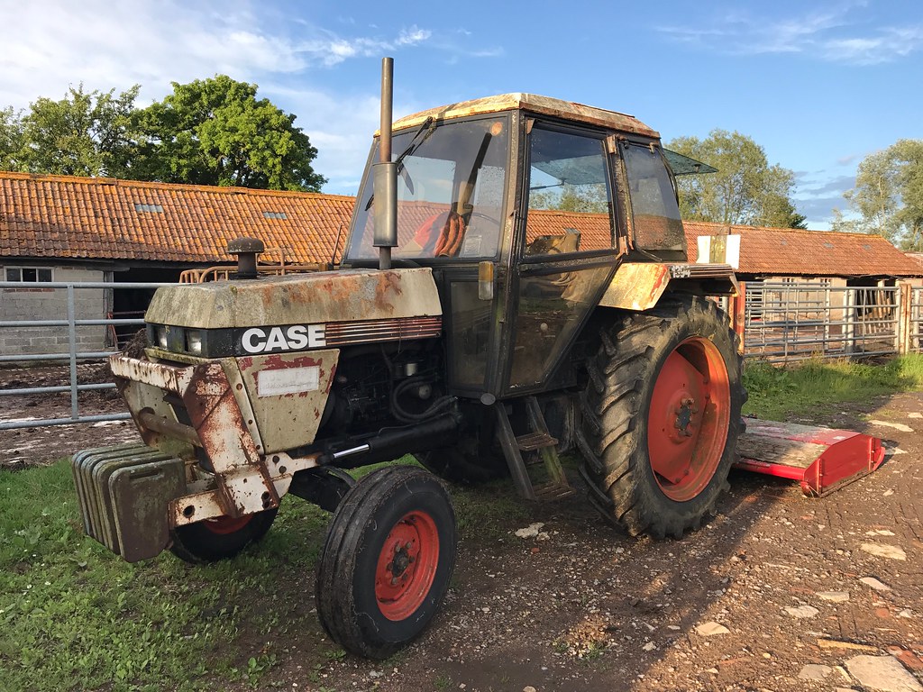 Case 1394: Specs, Engine, Transmission, Dimensions