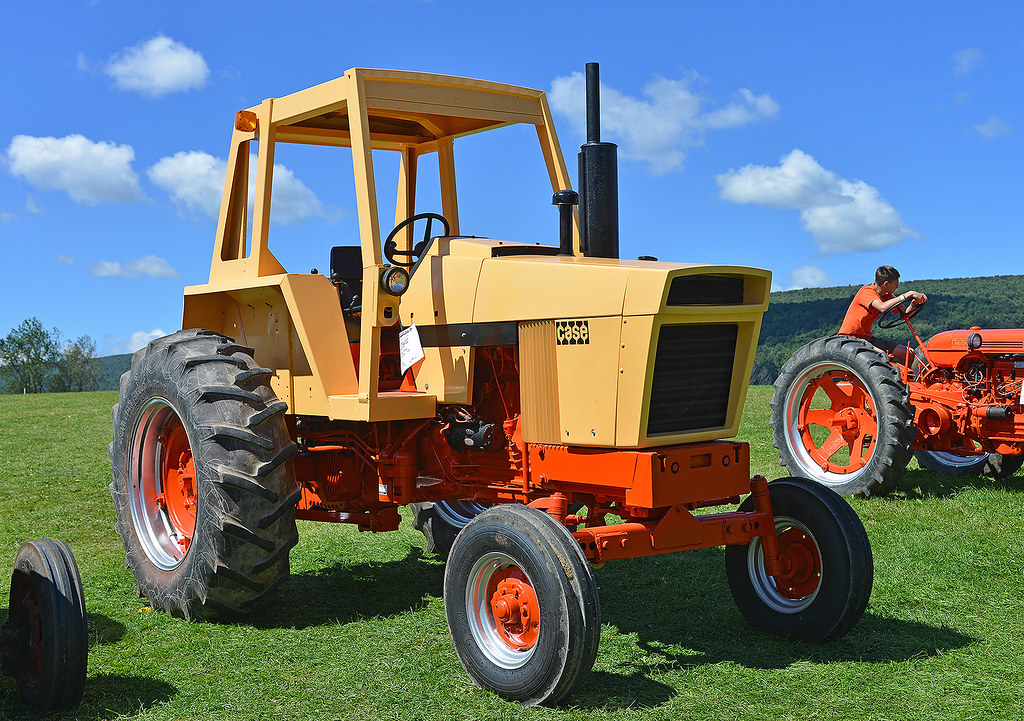 Case 770 Specs, Engine, Transmission, Dimensions