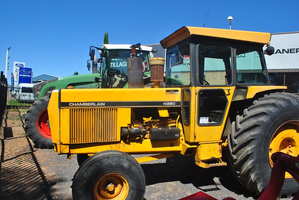 Chamberlain 4280 Specs, Engine, Transmission