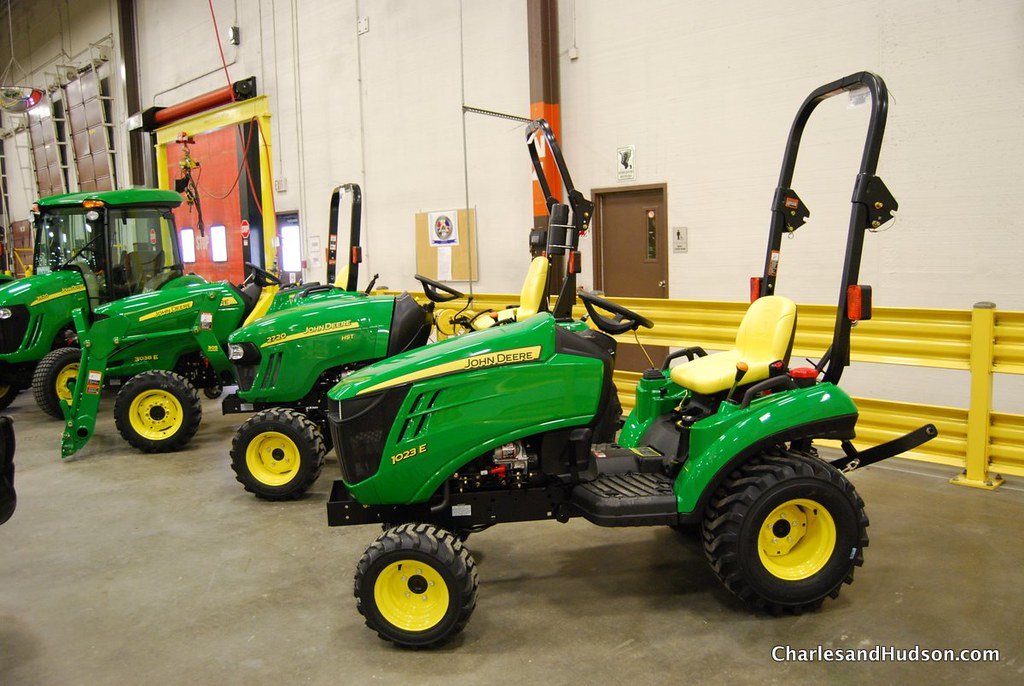 Deere 1023E Specs, Engine, Transmission, Dimensions