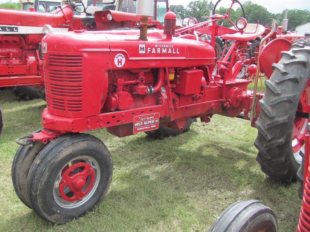 Farmall Super H Specs, Engine, Transmission, Dimensions