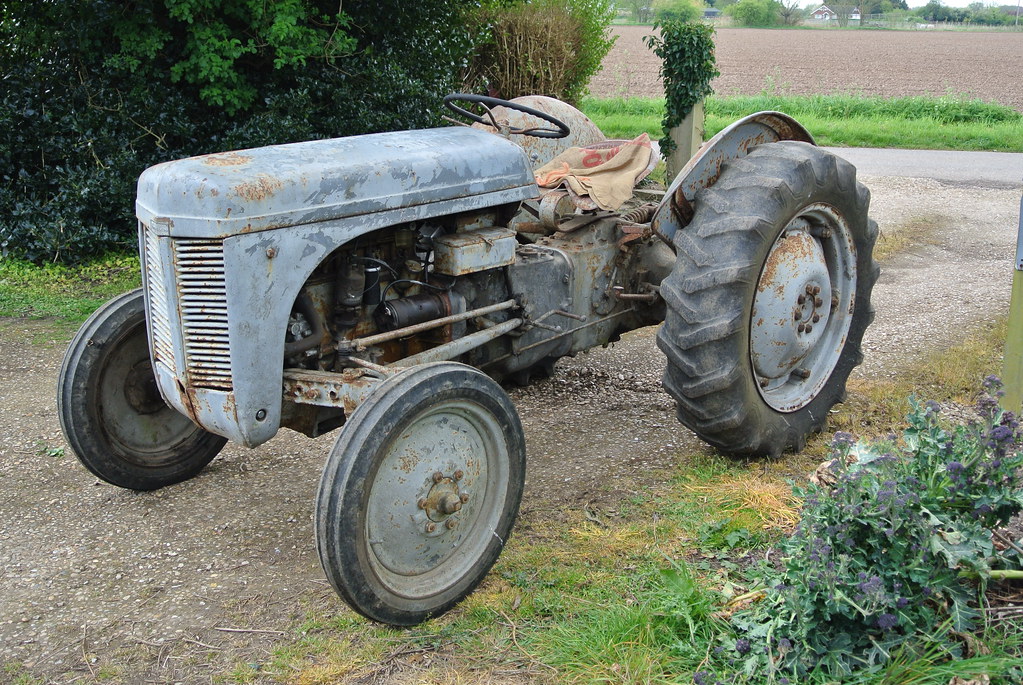 Ferguson TEA20 Specs, Engine, Transmission, Dimensions