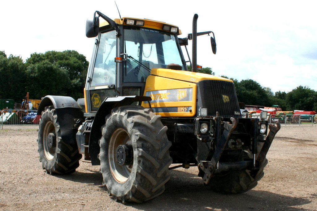 JCB Fastrac 1115S Specs, Engine, Transmission, Dimensions