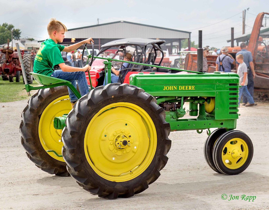 John Deere H Specs, Engine, Transmission, Dimensions
