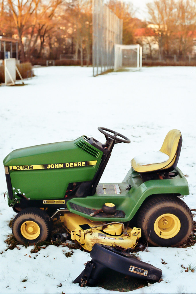 John Deere LX188 Specs