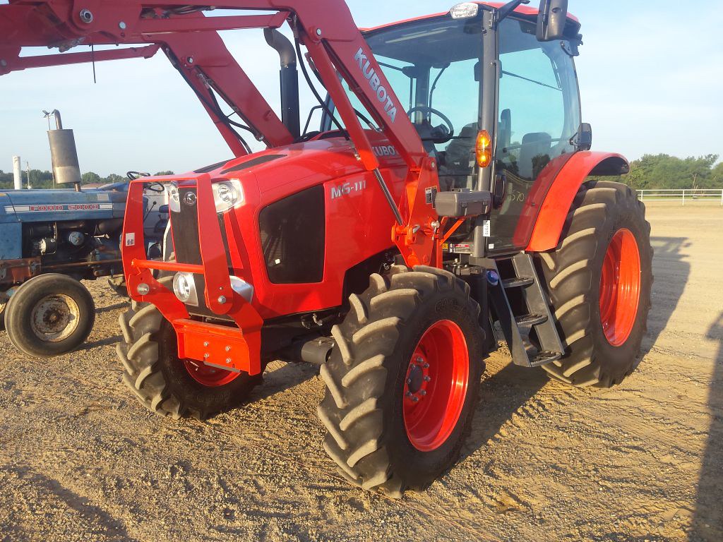 Kubota M6-111: Specs, Engine, Transmission, Dimensions
