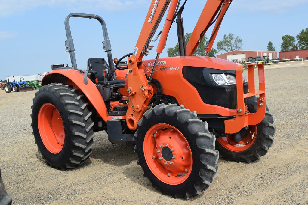 Kubota M6060 Specs, Engine, Transmission, Dimensions