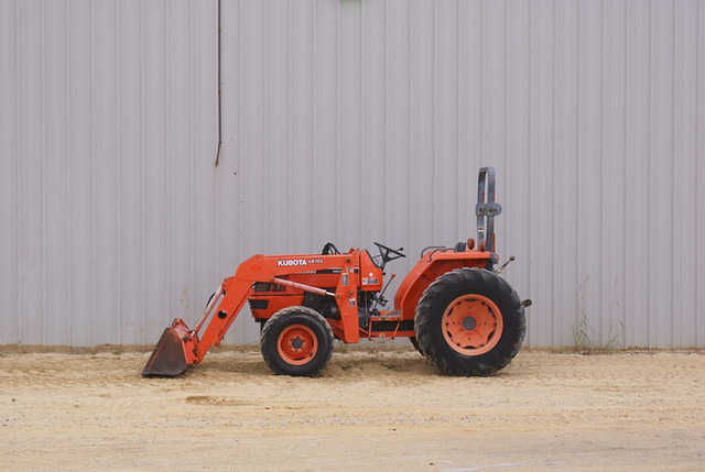 Kubota MX5000: Specs, Engine, Transmission, Dimensions