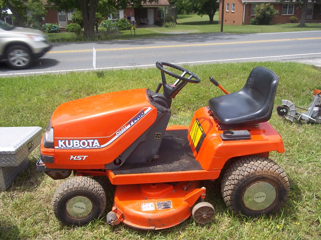 Kubota T1400 Specs, Engine, Transmission, Dimensions