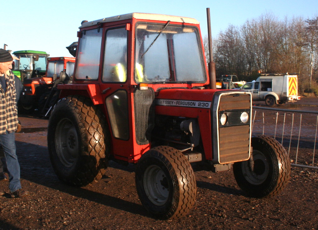 Massey Ferguson 230: Specs, Engine, Transmission, Dimensions