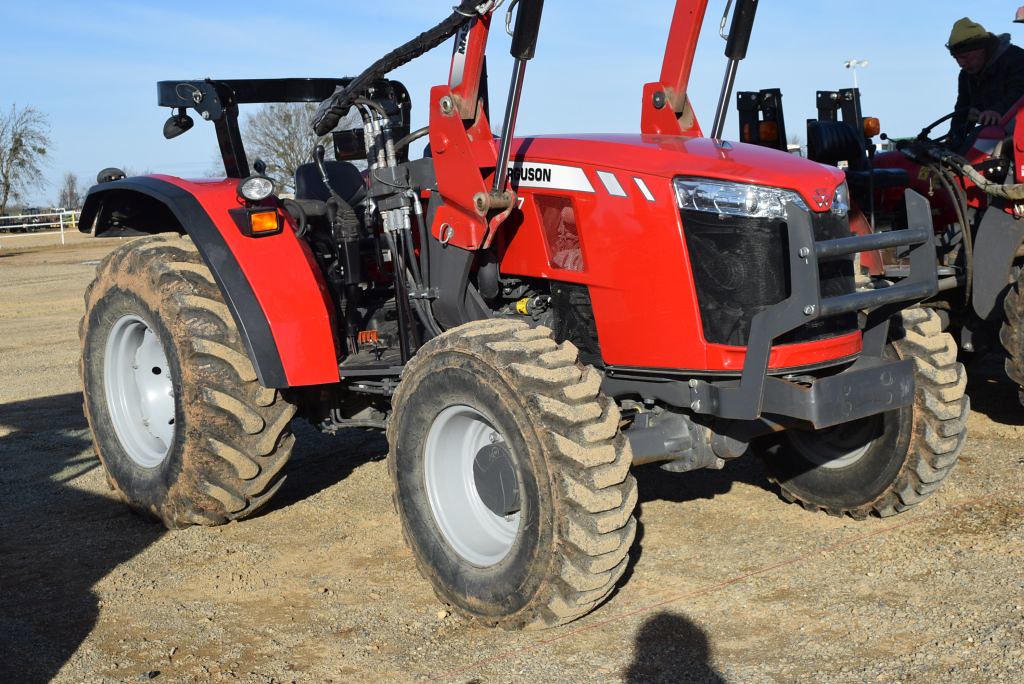 Massey Ferguson 4707: Specs, Engine, Transmission, Dimensions