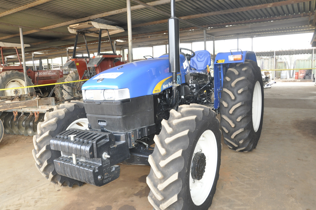 New Holland TT75 Specs, Engine, Transmission, Dimensions