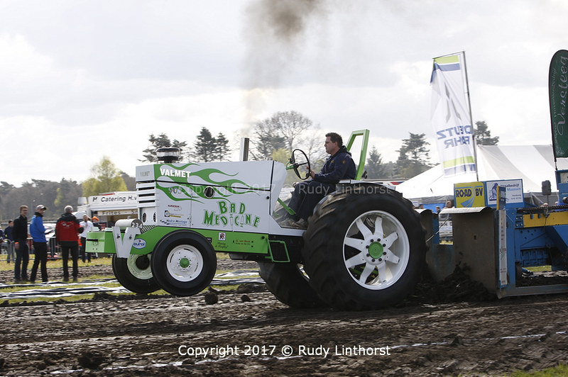 Valmet 903 Specs, Engine, Transmission, Dimensions