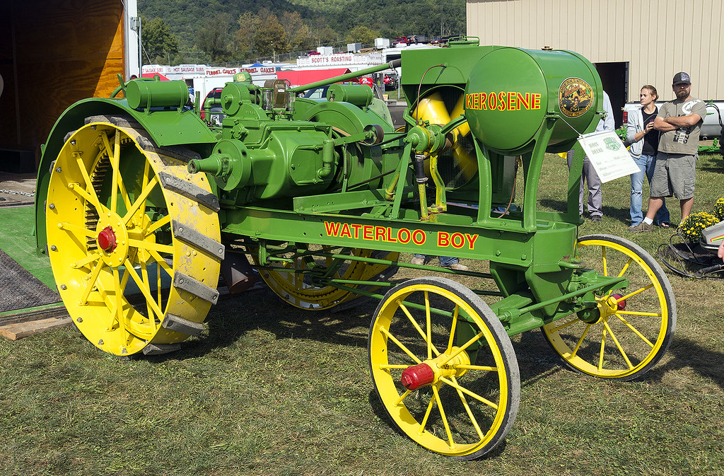 Waterloo Boy N Specs, Engine, Transmission, Dimensions