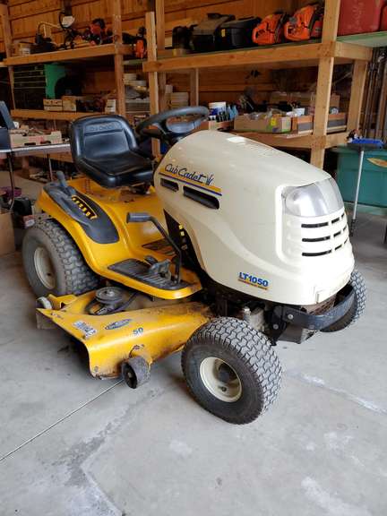 Cub Cadet LT1050: Specs, Engine, Transmission, Dimensions + PDF Manuals